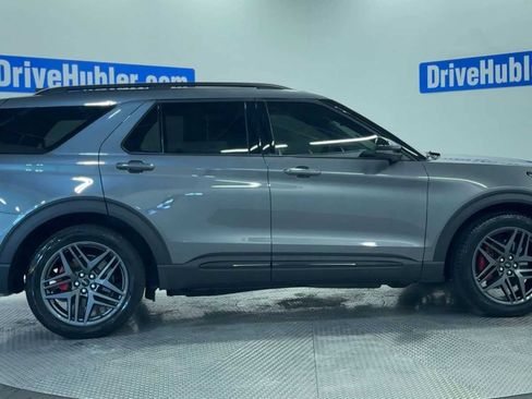 Used 2025 Ford Explorer ST image 70