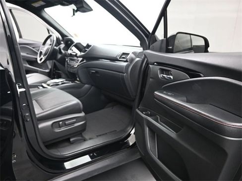 Used 2022 Honda Pilot Black Edition image 20