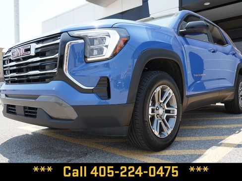 Used 2026 GMC Terrain Elevation FWD image 4