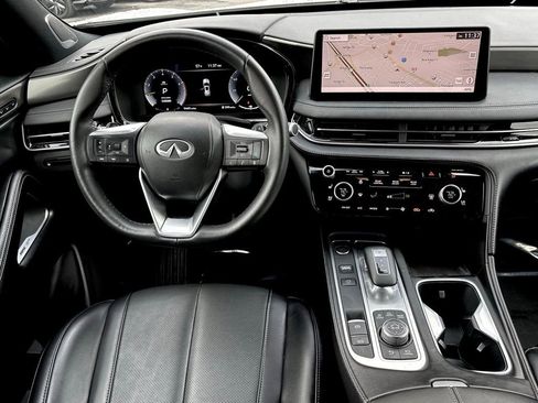 Certified 2025 INFINITI QX60 Luxe w/ Black Edition image 14