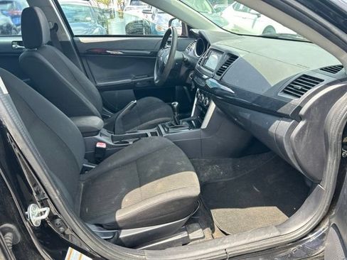 Used 2017 Mitsubishi Lancer ES FWD image 11