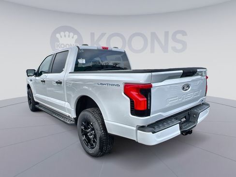 New 2025 Ford F150 Lightning XLT image 4