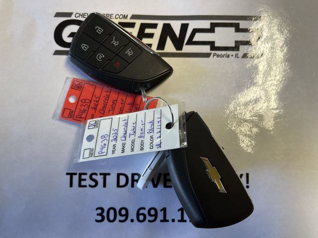 Used 2025 Chevrolet Tahoe Premier AWD/4WD image 22