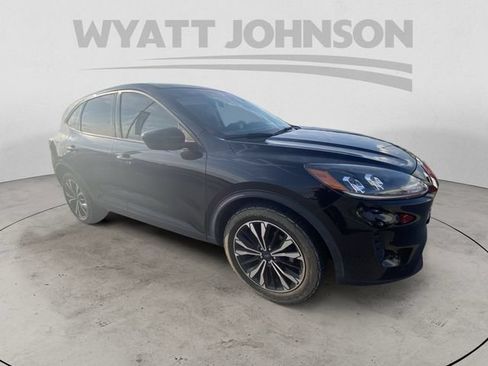 Used 2021 Ford Escape SE w/ SE Sport Appearance Package AWD/4WD image 13