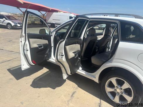 Used 2014 Chevrolet Captiva Sport LTZ image 12