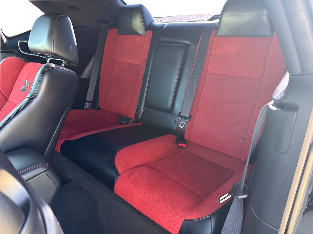 Used 2015 Dodge Challenger R/T Scat Pack RWD image 22