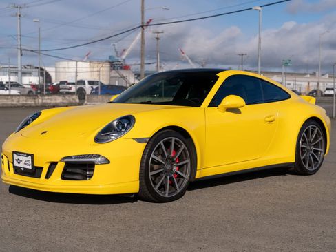 Used 2014 Porsche 911 Carrera 4S image 32