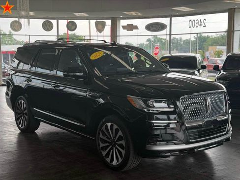 Used 2024 Lincoln Navigator Reserve AWD/4WD image 1