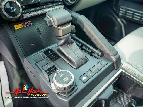 Used 2025 Toyota Tacoma Limited image 26