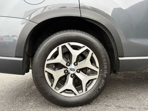 Used 2022 Subaru Forester Premium AWD/4WD image 26