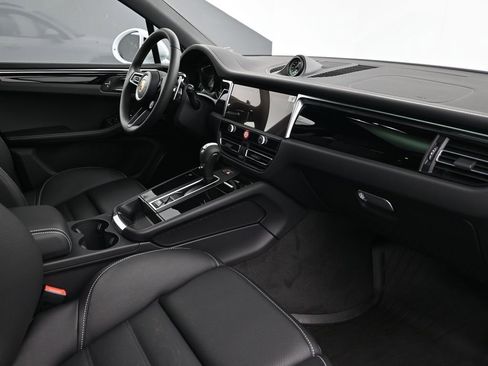 New 2026 Porsche Macan S image 14