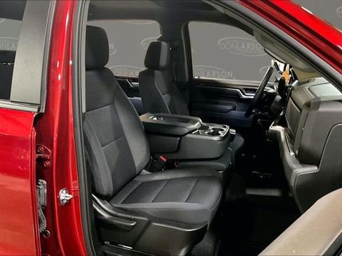 Used 2023 Chevrolet Silverado 1500 LT Trail Boss w/ LPO, Dark Essentials Package image 16