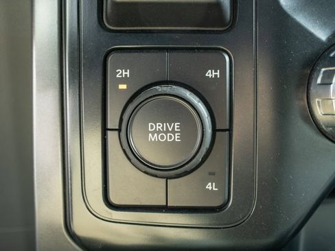 Used 2025 Ford F150 XLT w/ Equipment Group 301A Standard image 13