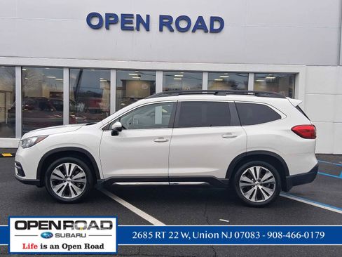 Used 2022 Subaru Ascent Limited w/ Technology Package image 5