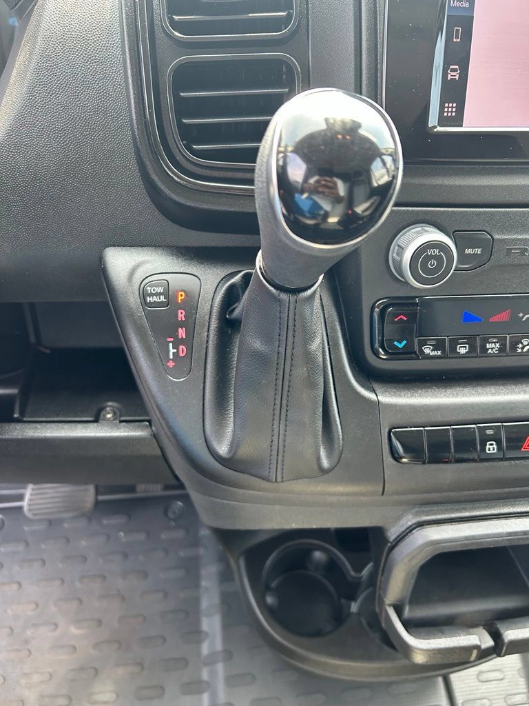 Used 2025 RAM ProMaster 2500 w/ Convenience Group FWD image 15