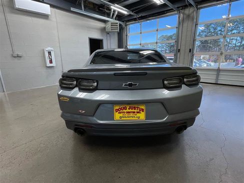 Used 2020 Chevrolet Camaro LT w/ RS Package image 4