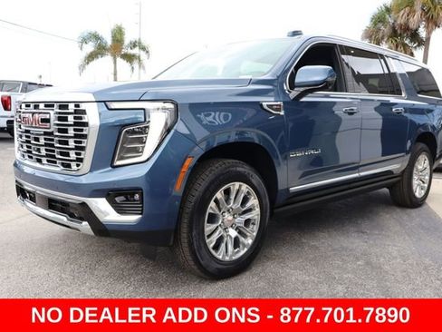 New 2026 GMC Yukon XL Denali w/ Sun & Power Step Package image 4