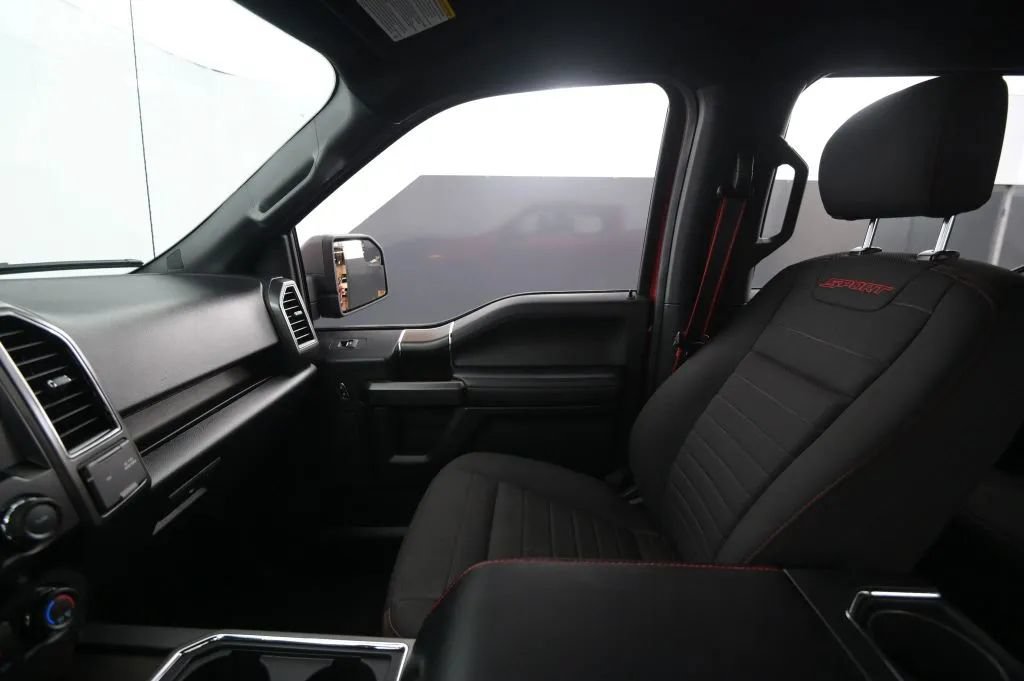 Used 2020 Ford F150 XLT w/ Equipment Group 302A Luxury AWD/4WD image 31