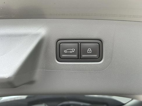 New 2026 Hyundai Santa Fe SE FWD image 16