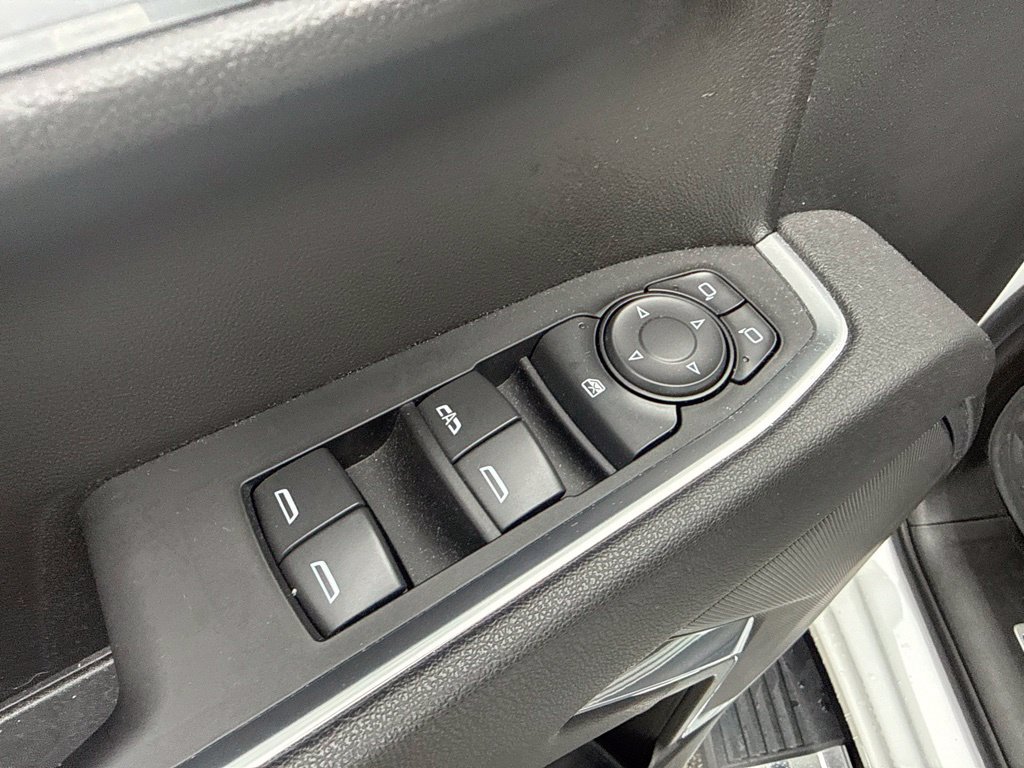 Used 2026 Chevrolet Silverado 1500 LT AWD/4WD image 14