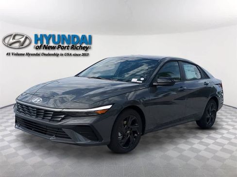 New 2026 Hyundai Elantra SEL Sport Premium image 1