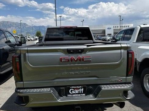 Used 2025 GMC Sierra 3500 AT4 w/ Technology Package AWD/4WD image 2
