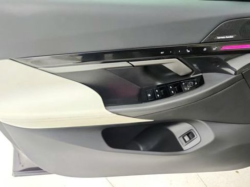 Used 2026 BMW 530i w/ M Sport Package RWD image 49