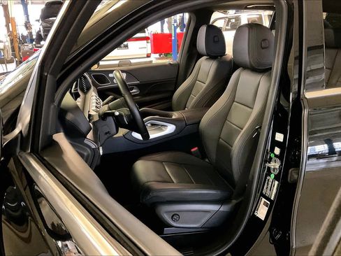 Used 2024 Mercedes-Benz GLE 350 4MATIC image 7