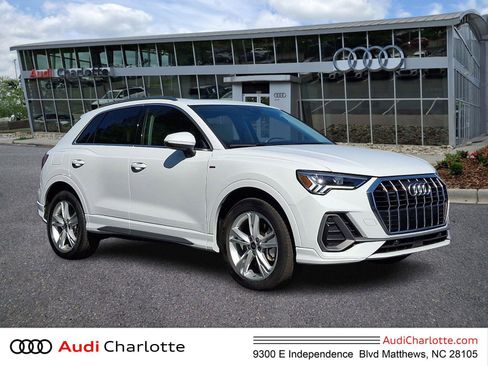 Used 2023 Audi Q3 2.0T Premium w/ Convenience Package AWD/4WD image 1