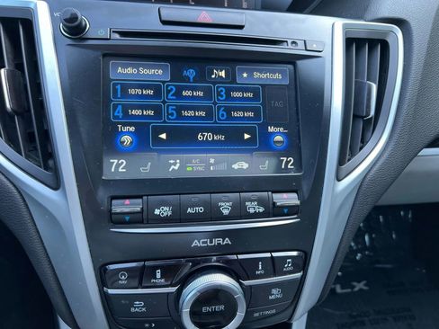 Used 2017 Acura TLX w/ Technology Package image 17