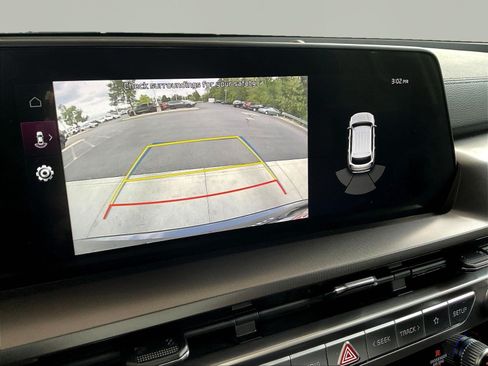 Used 2025 Kia Telluride S AWD/4WD image 14