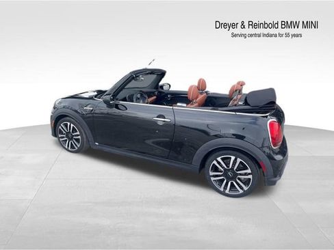 Used 2023 MINI Cooper S w/ Signature Upholstery Package image 1