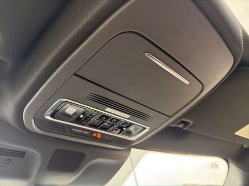 New 2026 Lincoln Navigator L Reserve AWD/4WD image 30