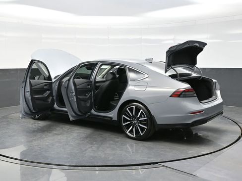 Used 2023 Honda Accord Touring image 47