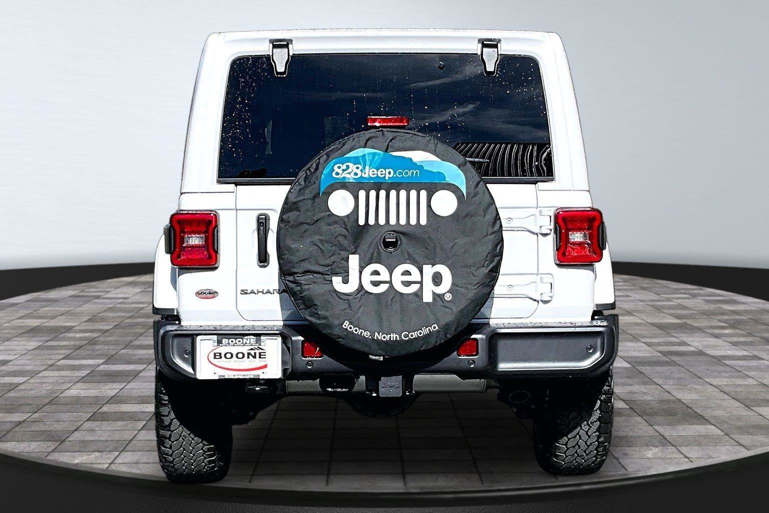 New 2027 Jeep Wrangler Unlimited Sahara AWD/4WD image 5