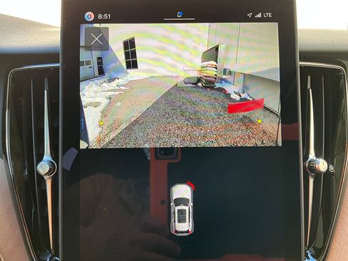 New 2026 Volvo XC60 B5 Plus w/ Protection Package Premier image 21