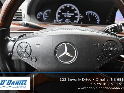 Used 2012 Mercedes-Benz S 550 4MATIC image 28