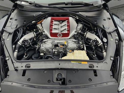 Used 2014 Nissan GT-R Black Edition AWD/4WD image 44