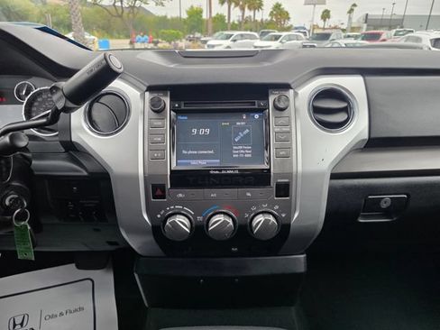 Used 2017 Toyota Tundra SR5 RWD image 21