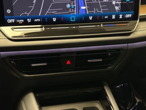 New 2026 Volkswagen Tiguan SEL R-Line AWD/4WD image 20
