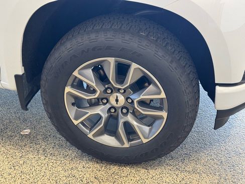 Used 2022 Chevrolet Silverado 1500 RST image 5