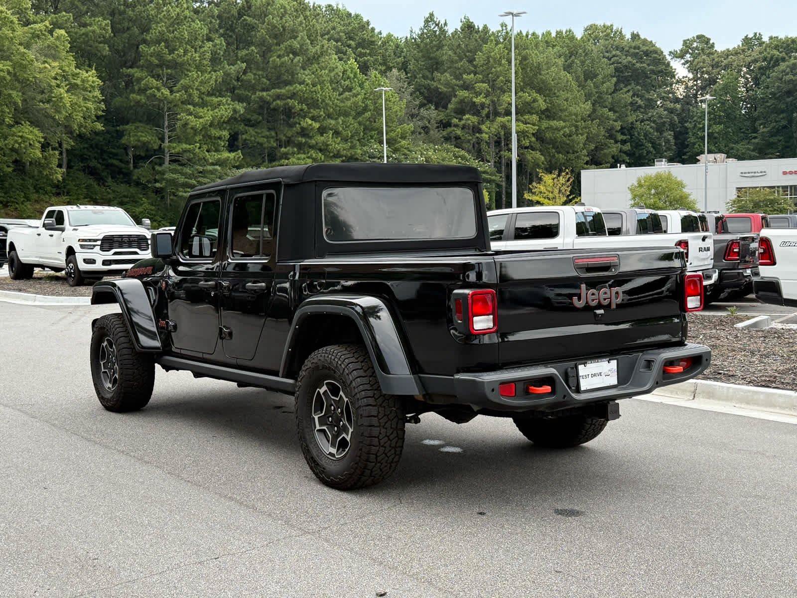 Used 2022 Jeep Gladiator Mojave w/ Trailer Tow Package AWD/4WD image 3