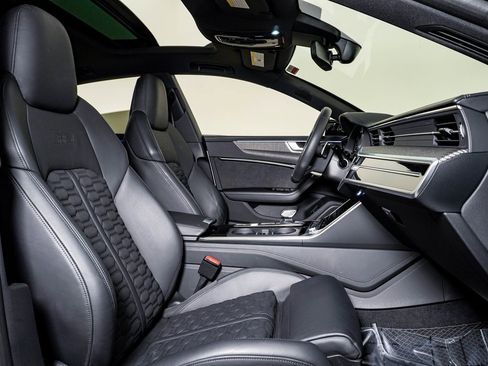Used 2023 Audi RS 7 Sportback image 16