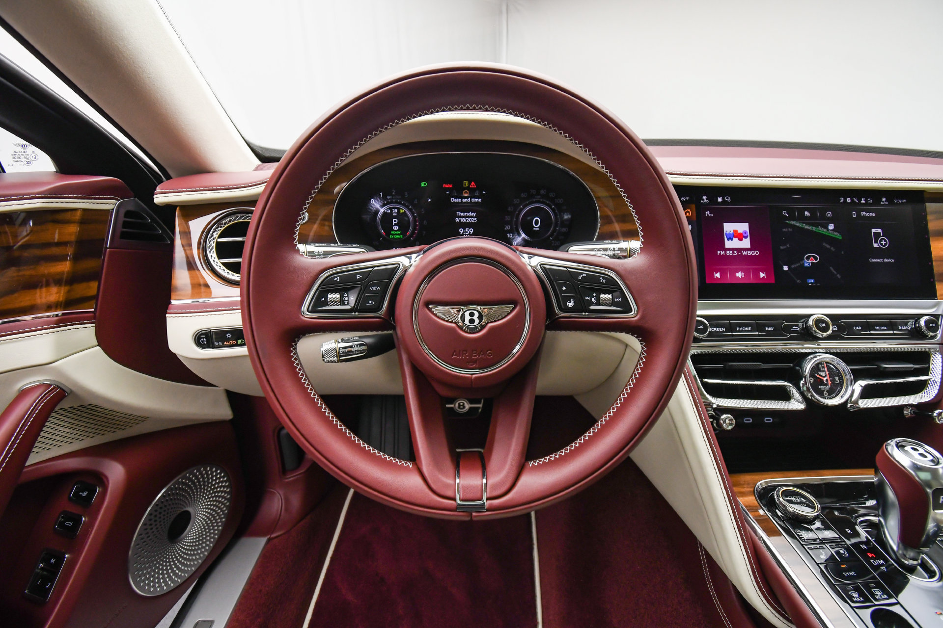 New 2026 Bentley Flying Spur V8 AWD/4WD image 15