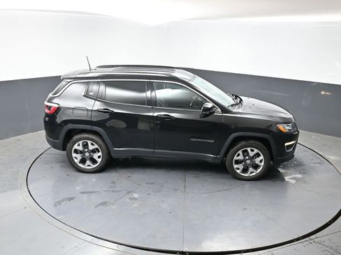 Used 2020 Jeep Compass Limited AWD/4WD image 12