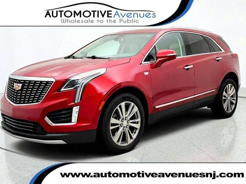 Used 2025 Cadillac XT5 Premium Luxury w/ Technology Package FWD image 1