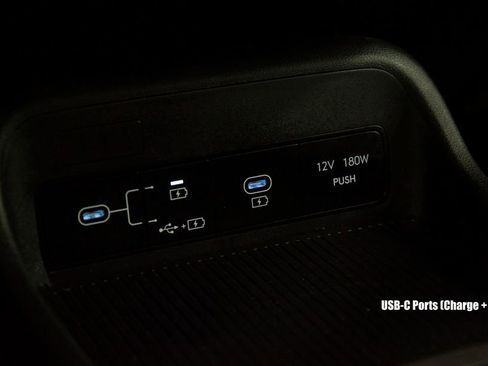 Used 2025 Hyundai Kona SEL image 25