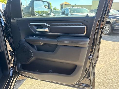 New 2026 RAM 1500 4x4 Crew Cab image 25