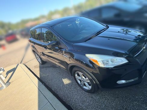 Used 2016 Ford Escape SE FWD image 6
