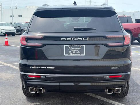 Used 2026 GMC Acadia Denali Ultimate AWD/4WD image 6
